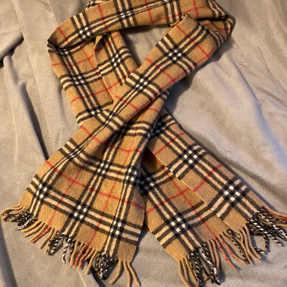Classic check cashmere Burberry scarf